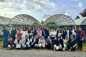 Read more about the article คณะอุตสาหกรรมเกษตร มหาวิทยาลัยเชียงใหม่ นำนักศึกษาเข้าศึกษาดูงานการแปรรูปกาแฟ